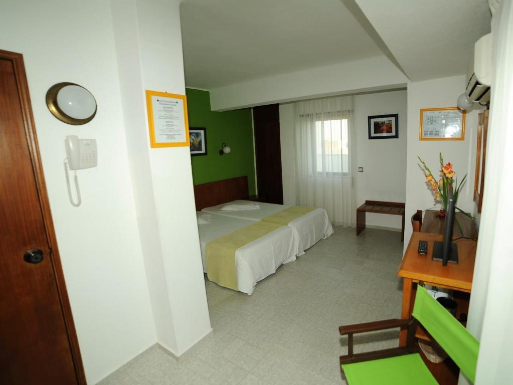 Edificio Novo Rosamar Al Hotell Silves Rum bild
